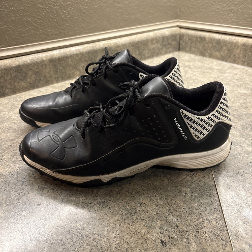 Under Armour Men's ClutchFit cleats Black Sz 11 Preowned Good Cond
